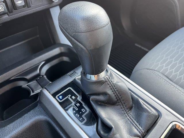 2019 Toyota Tacoma 2WD 2WD SR5 Double Cab 5' Bed V6 AT (GS)