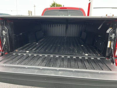 2022 Toyota Tacoma 4WD 4WD SR5 Access Cab 6' Bed V6 AT (SE)