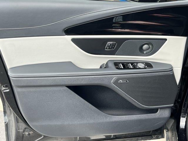 2025 Lincoln Nautilus Reserve AWD