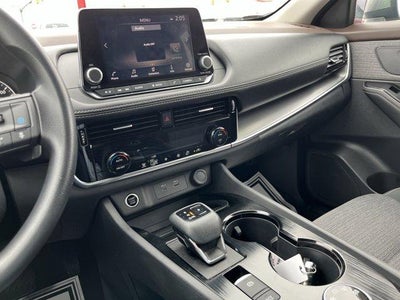 2022 Nissan Rogue AWD SV