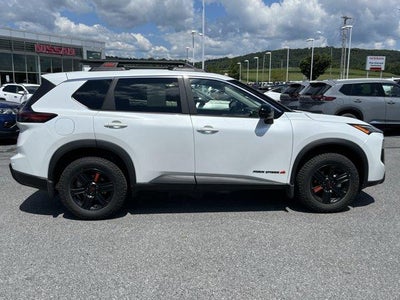 2025 Nissan Rogue AWD Rock Creek