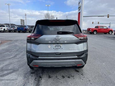 2023 Nissan Rogue AWD SV *Ltd Avail*
