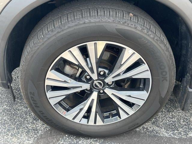 2023 Nissan Rogue AWD SV