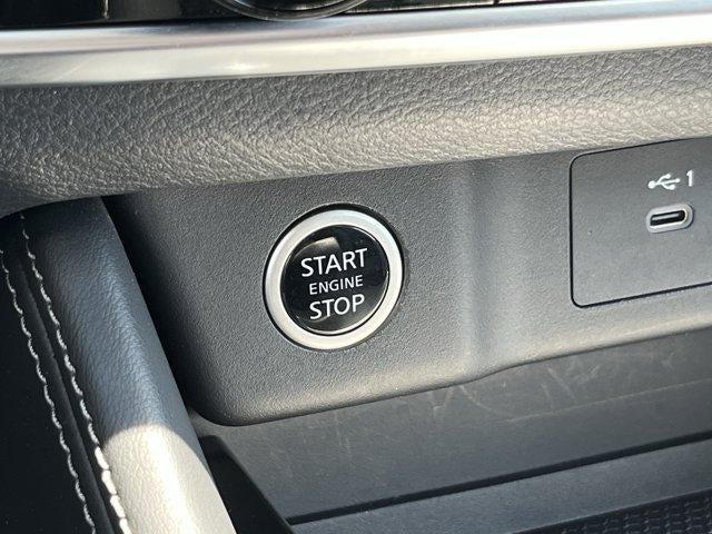 2022 Nissan Rogue AWD SL