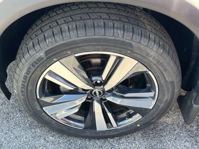 2023 Nissan Rogue AWD SL