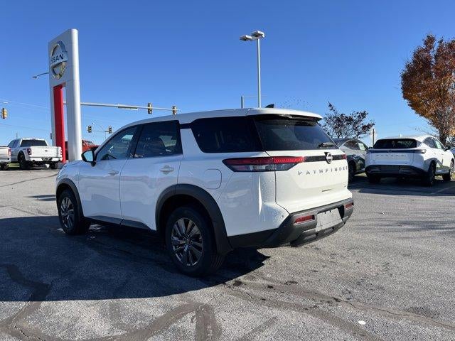 2024 Nissan Pathfinder S 4WD