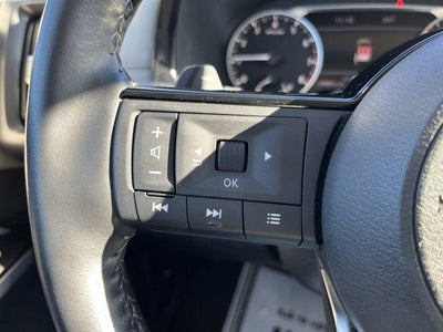 2023 Nissan Pathfinder SL 4WD