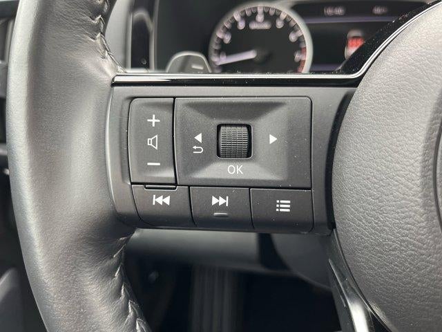 2023 Nissan Pathfinder SL 4WD