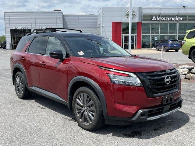2023 Nissan Pathfinder SL 4WD