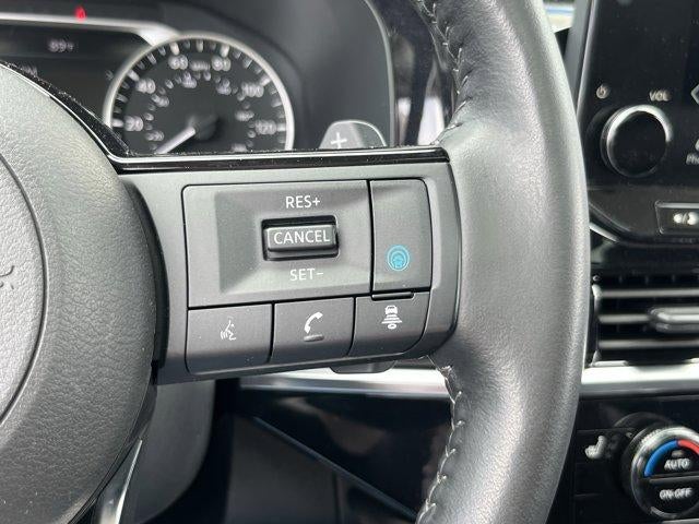 2023 Nissan Pathfinder SL 4WD