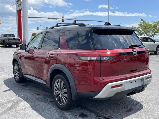 2023 Nissan Pathfinder SL 4WD