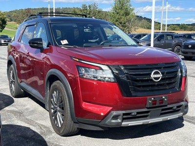 2024 Nissan Pathfinder SL 4WD