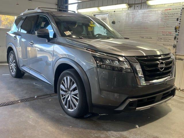2024 Nissan Pathfinder SL 4WD