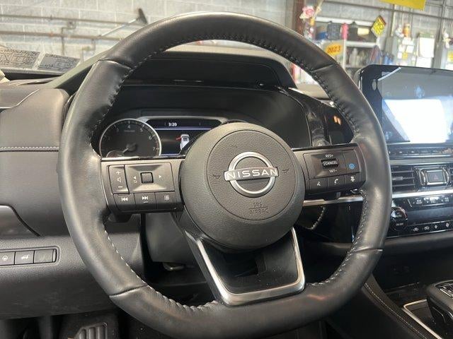 2024 Nissan Pathfinder SL 4WD