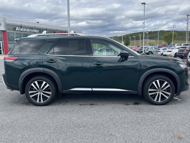 2023 Nissan Pathfinder Platinum 4WD