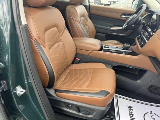 2023 Nissan Pathfinder Platinum 4WD
