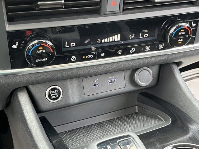 2023 Nissan Rogue AWD SV