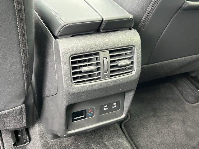2025 Nissan Rogue AWD SL
