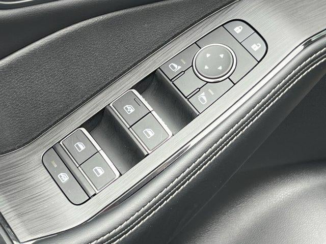 2025 Nissan Rogue AWD SL