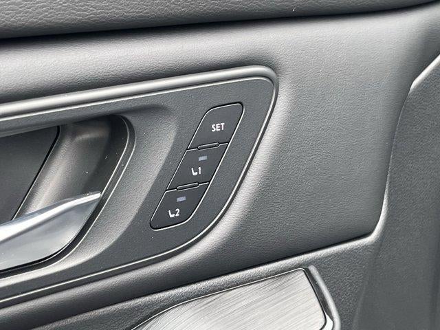 2025 Nissan Rogue AWD SL