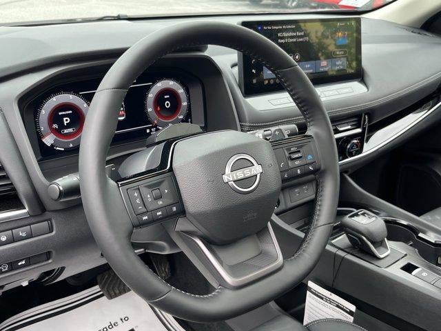 2025 Nissan Rogue AWD SL