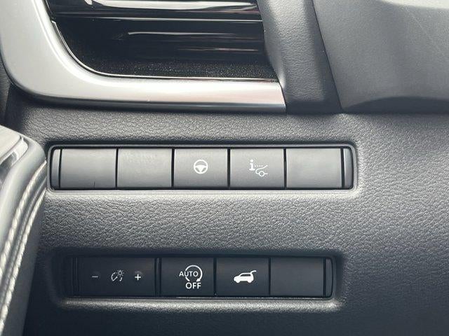 2025 Nissan Rogue AWD SL