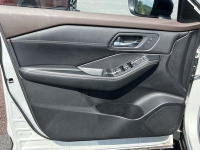 2023 Nissan Rogue AWD SL