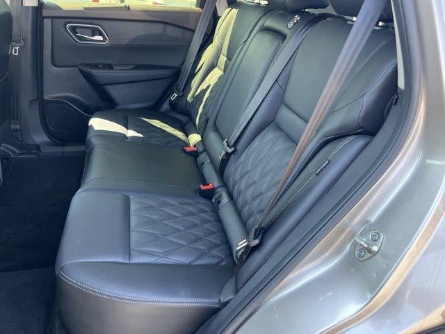 2023 Nissan Rogue AWD Platinum