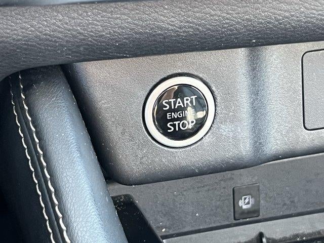2023 Nissan Rogue AWD Platinum