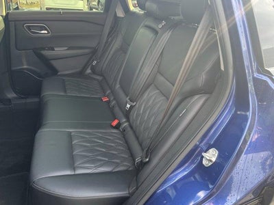 2023 Nissan Rogue AWD Platinum