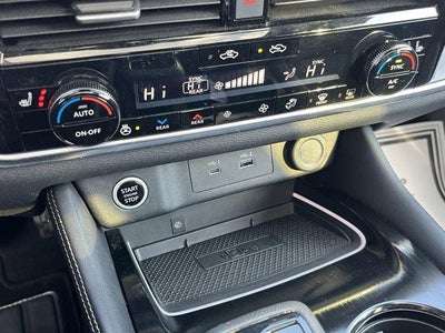 2023 Nissan Rogue AWD Platinum