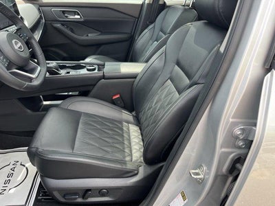 2023 Nissan Rogue AWD Platinum *Ltd Avail*
