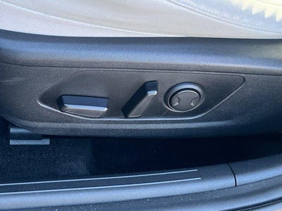 2022 Hyundai ELANTRA Limited IVT