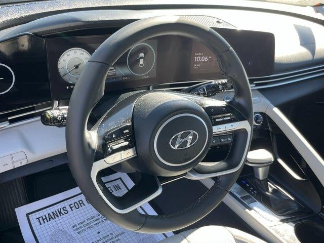 2022 Hyundai ELANTRA Limited IVT