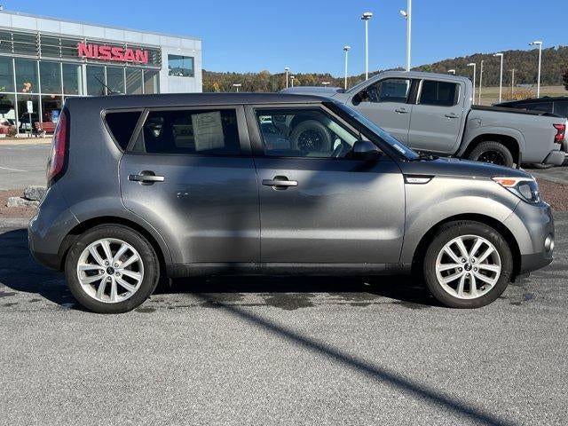 2019 Kia Soul + Auto