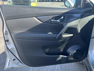 2017 Nissan Rogue AWD SV