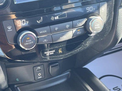 2017 Nissan Rogue AWD SV