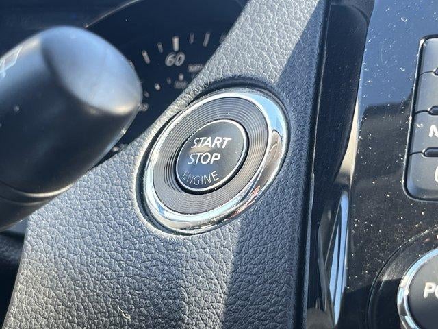 2017 Nissan Rogue AWD SV