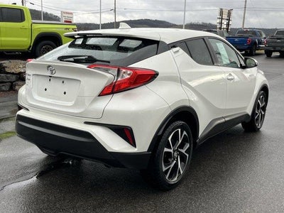 2020 Toyota C-HR XLE FWD (Natl)