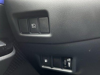 2020 Toyota C-HR XLE FWD (Natl)