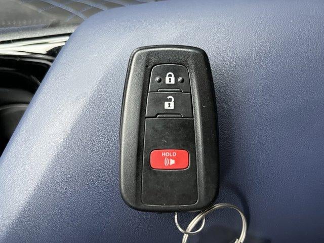 2020 Toyota C-HR XLE FWD (Natl)