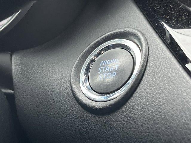 2020 Toyota C-HR XLE FWD (Natl)