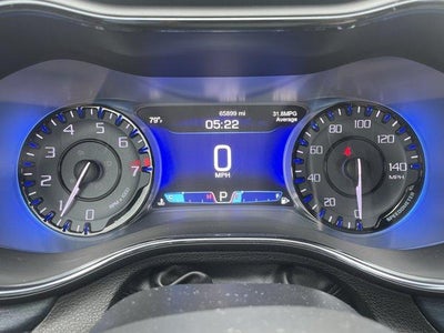 2015 Chrysler 200 4dr Sdn S FWD