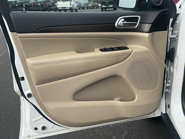 2017 Jeep Grand Cherokee Laredo 4x4