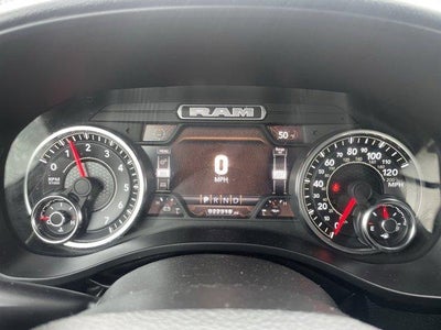 2022 RAM 1500 Big Horn 4x4 Crew Cab 5'7" Box