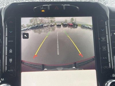 2022 RAM 1500 Big Horn 4x4 Crew Cab 5'7" Box