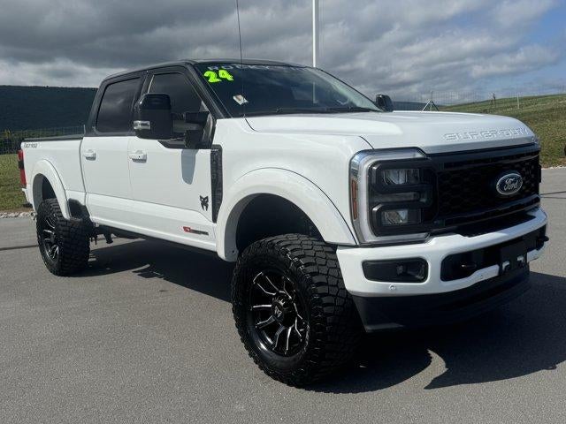 2024 Ford Super Duty F-250 SRW LARIAT 4WD Crew Cab 6.75' Box