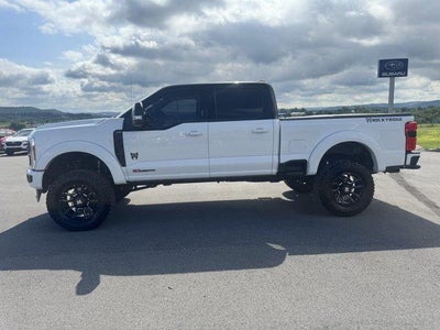 2024 Ford Super Duty F-250 SRW LARIAT 4WD Crew Cab 6.75' Box