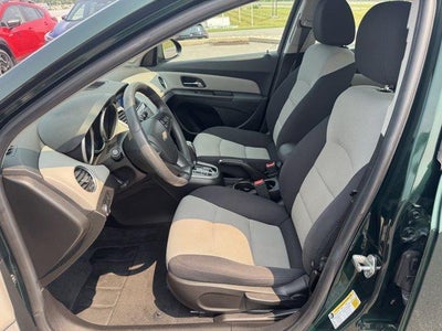 2014 Chevrolet Cruze Sedan LS (Automatic)