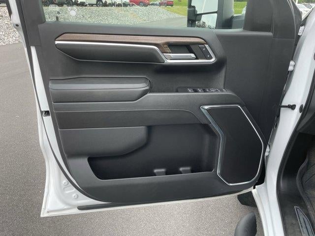 2024 Chevrolet Silverado 1500 Crew Cab Standard Box 4-Wheel Drive RST